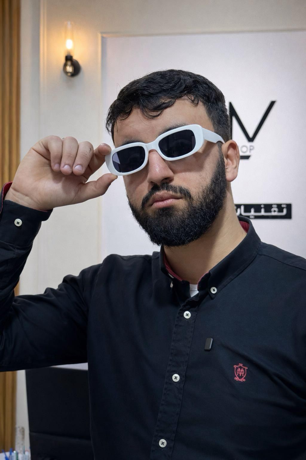 SUNGLASSES